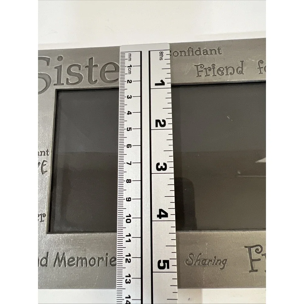 Lot Of 2 Picture Frames Silver 4x6‎ Sisters Memories  Best Friends Family Photos